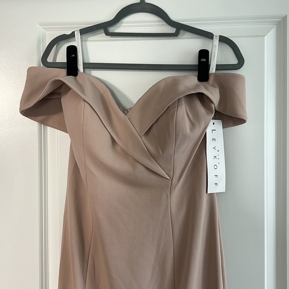 Bill Levkoff Bridesmaids Dress - Size 10 - Picture 3 of 4